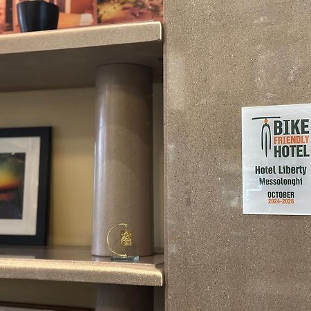 Hotel Liberty Meszolóngi Kültér fotó
