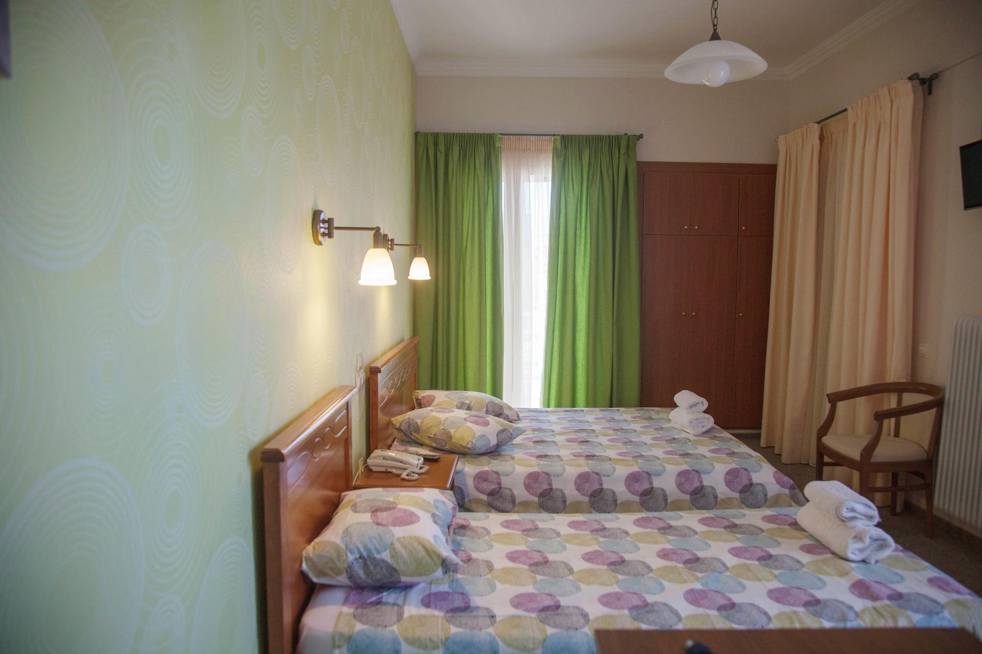 Hotel Liberty Meszolóngi Kültér fotó