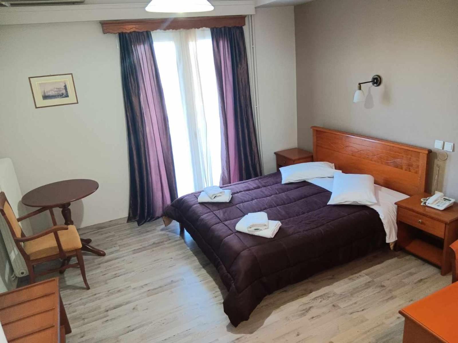 Hotel Liberty Meszolóngi Kültér fotó