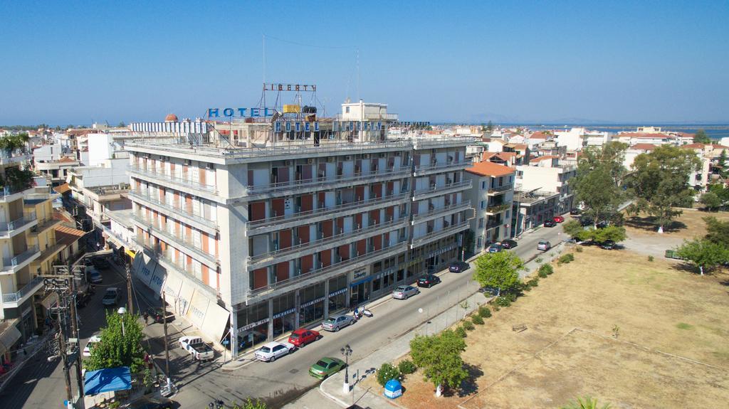 Hotel Liberty Meszolóngi Kültér fotó