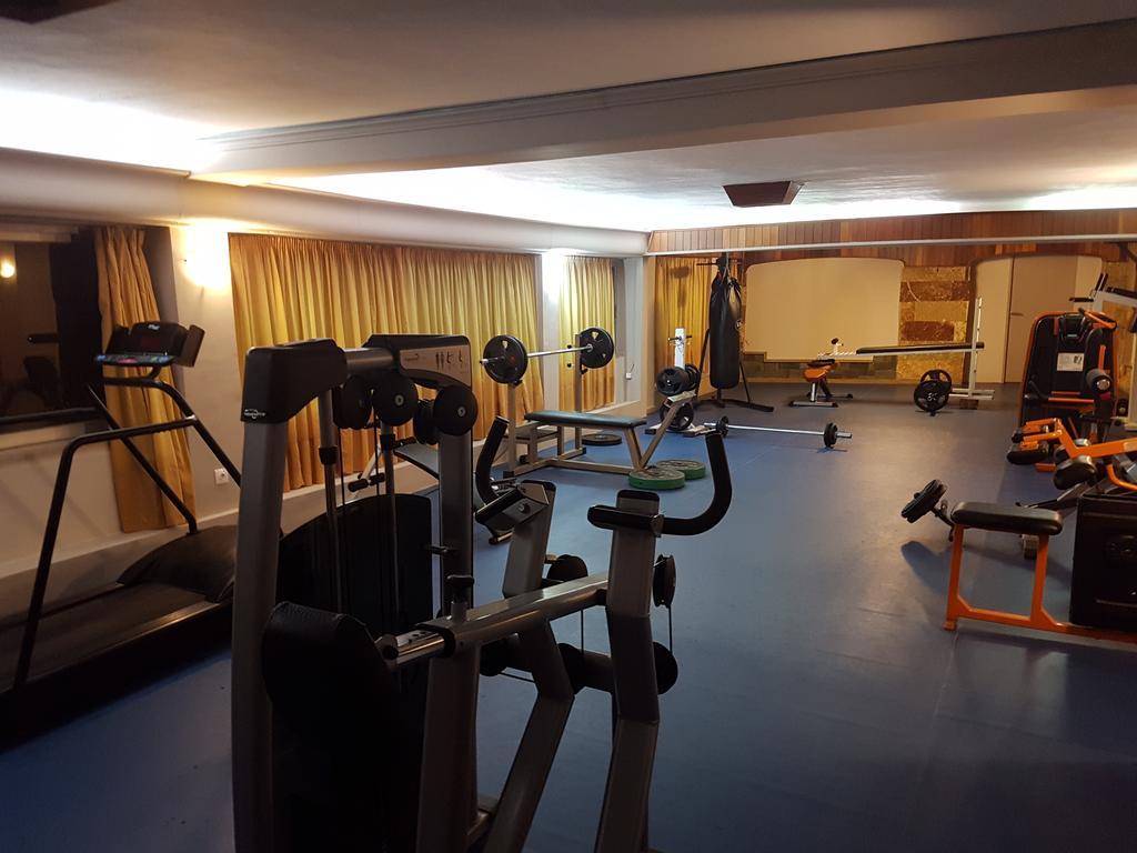 Hotel Liberty Meszolóngi Kültér fotó